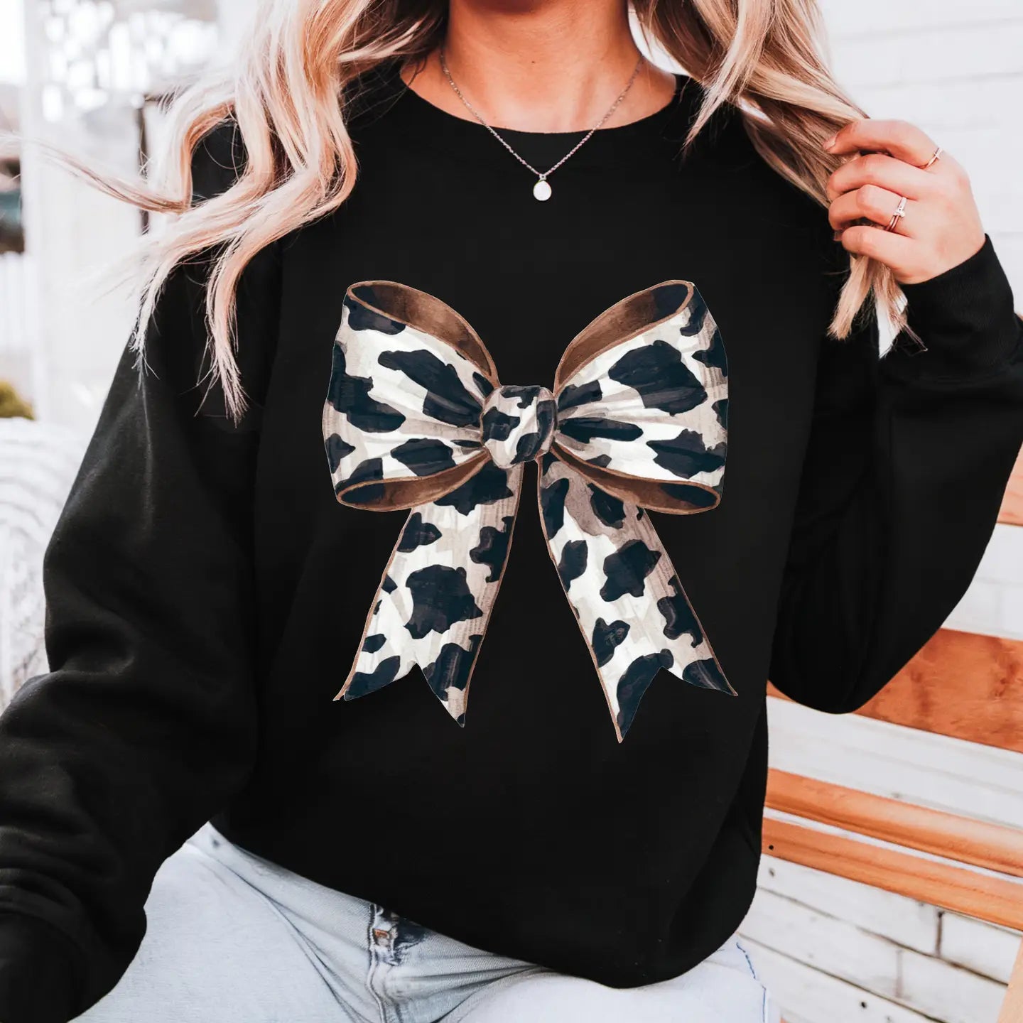 COW PRINT BOW CREWNECK TEE/SWEATSHIRT