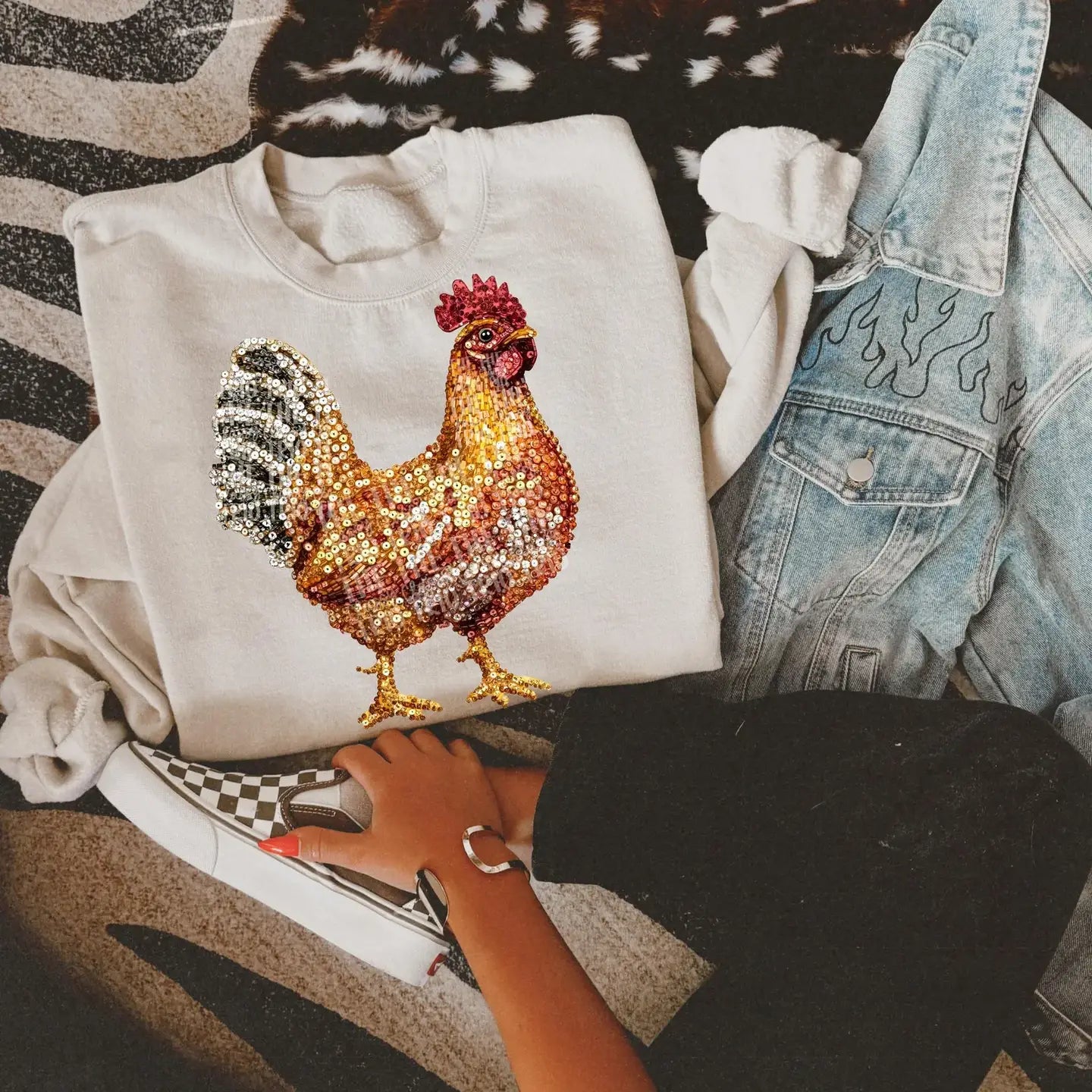 FAUX RHINESTONE CHICKEN
